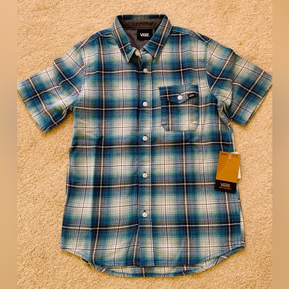 VANS BOYS’ SIZE M PLAID SHIRT